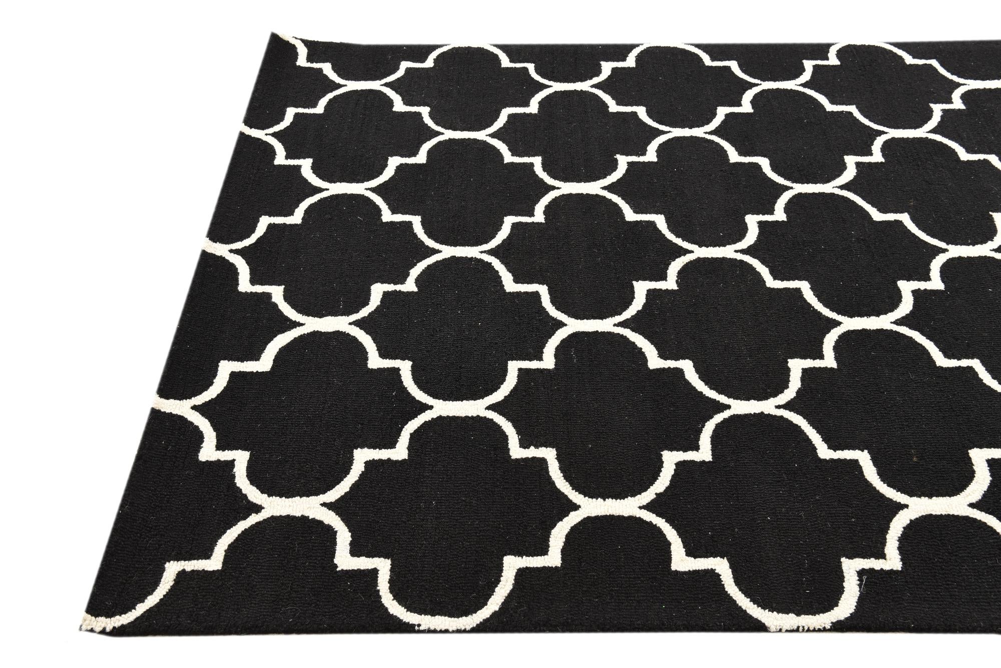 5' 1 x 8' Luna Rug