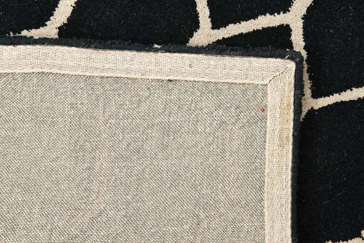 4' 8 x 7' 10 Luna Rug