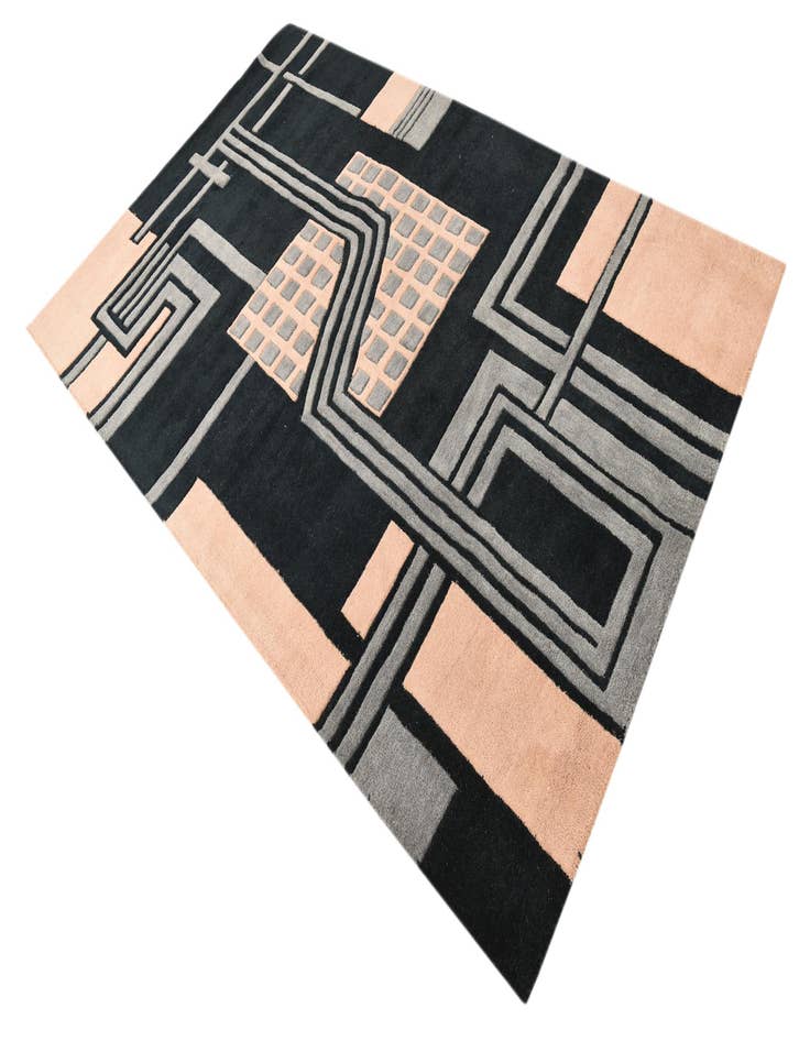 Detail image of 5' 1 x 7' 11 Luna Rug