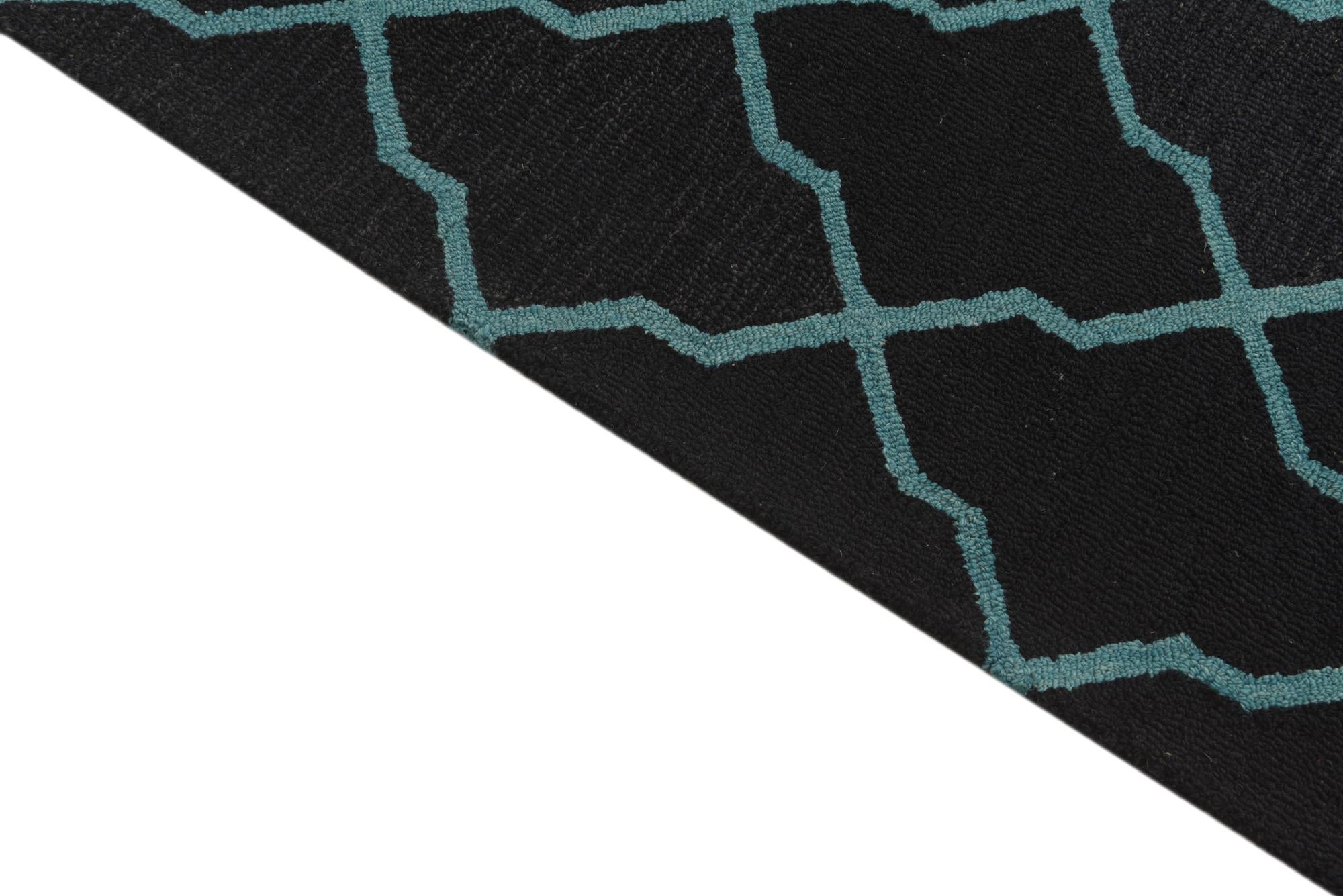 5' 1 x 8' Luna Rug