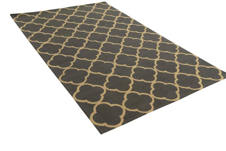 Detail image of 5' 1 x 8' Luna Wool Rug