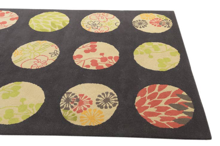 Detail image of 5' 2 x 8' 2 Luna Wool Rug