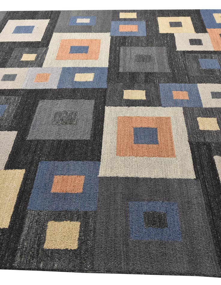 Detail image of 8' x 10' 1 Luna Rug