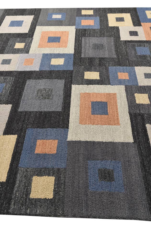 Detail image of 8' x 10' 1 Luna Rug