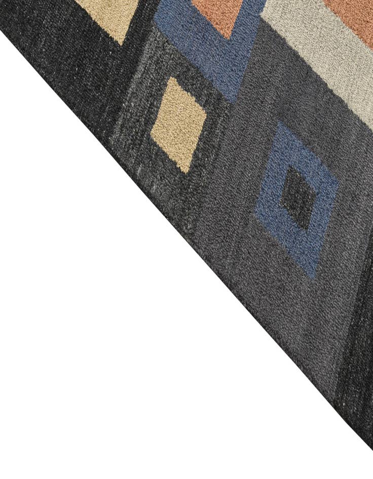 Detail image of 8' x 10' 1 Luna Rug