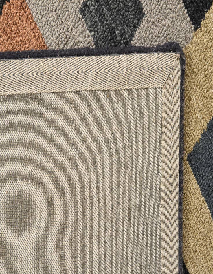 Detail image of 8' x 10' 1 Luna Rug