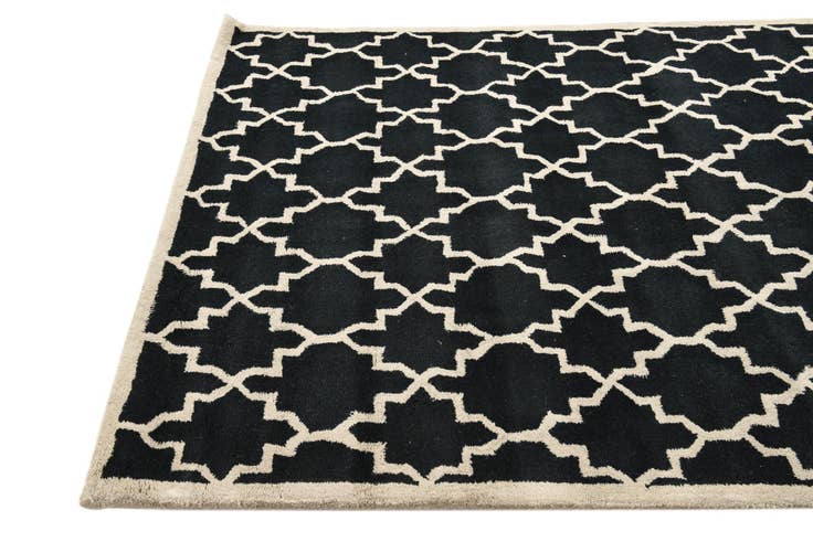 Detail image of 5' x 7' 11 Luna Wool Rug