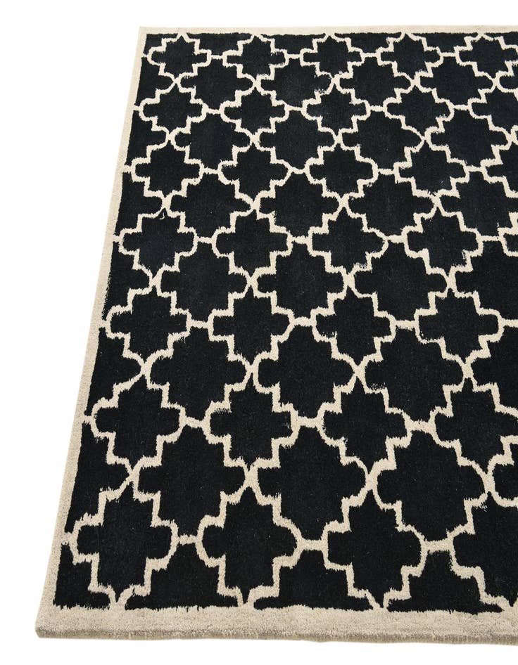 Detail image of 5' x 7' 10 Luna Wool Rug
