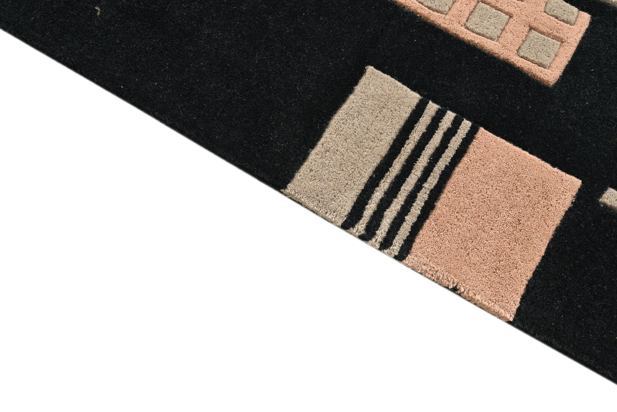 5' x 7' 11 Luna Wool Rug