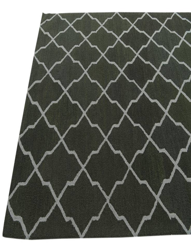 Detail image of 5' 1 x 8' Luna Wool Rug