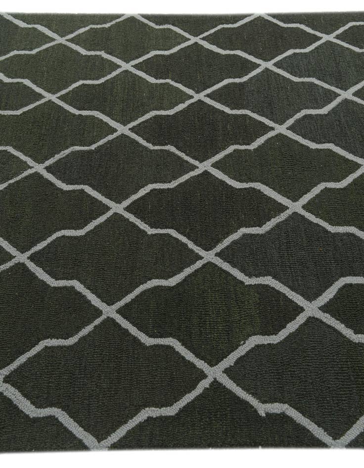 Detail image of 5' 1 x 8' Luna Wool Rug