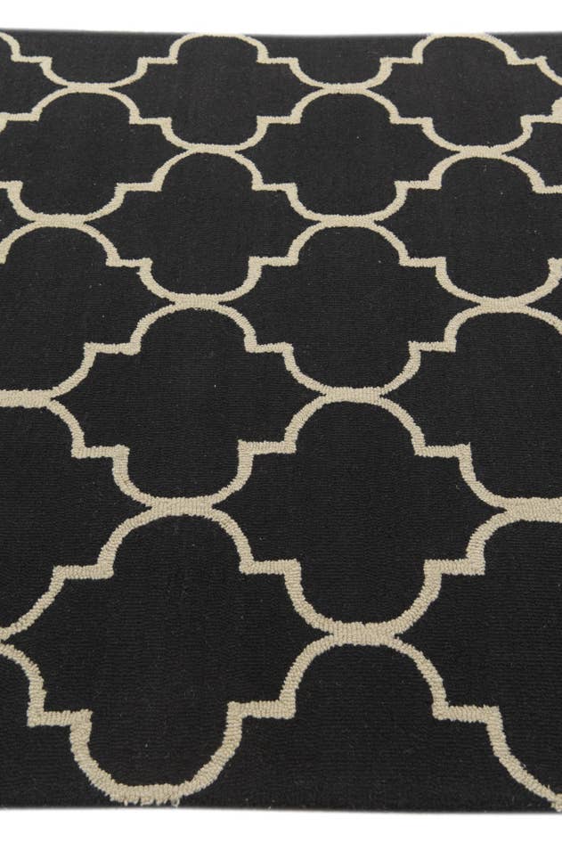 Detail image of 5' x 7' 10 Luna Wool Rug