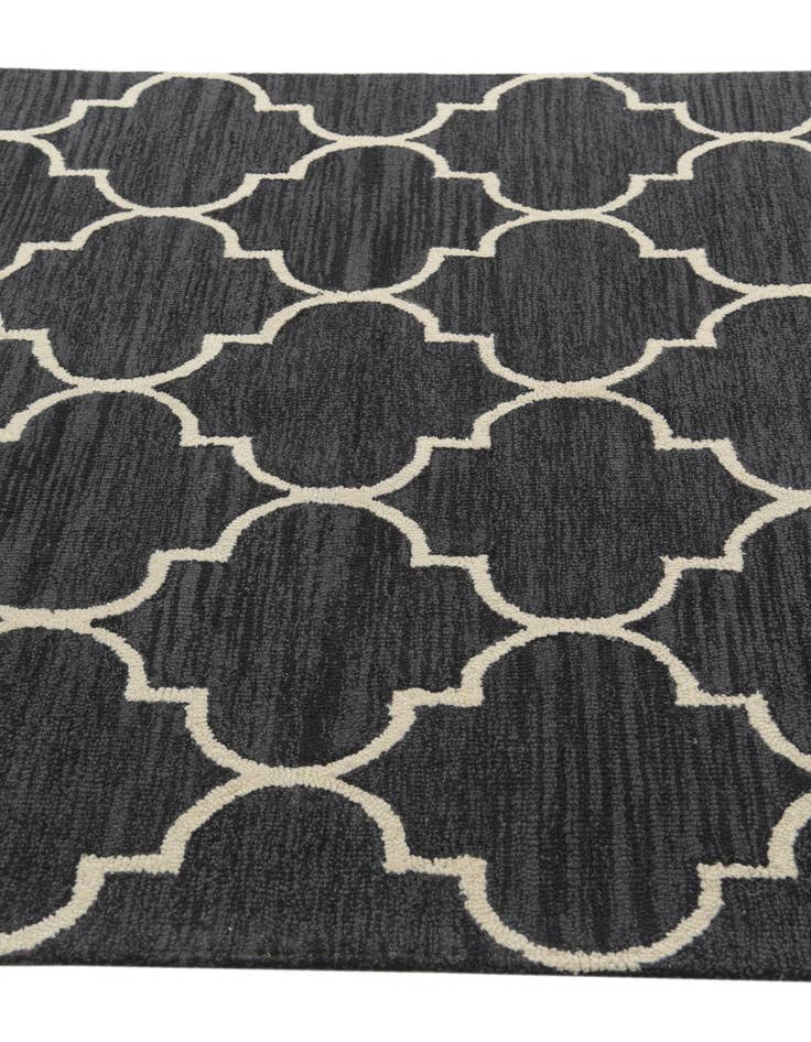 Detail image of 5' 1 x 8' 1 Luna Wool Rug
