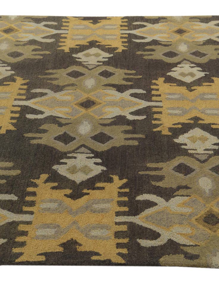 Detail image of 5' x 8' Luna Wool Rug