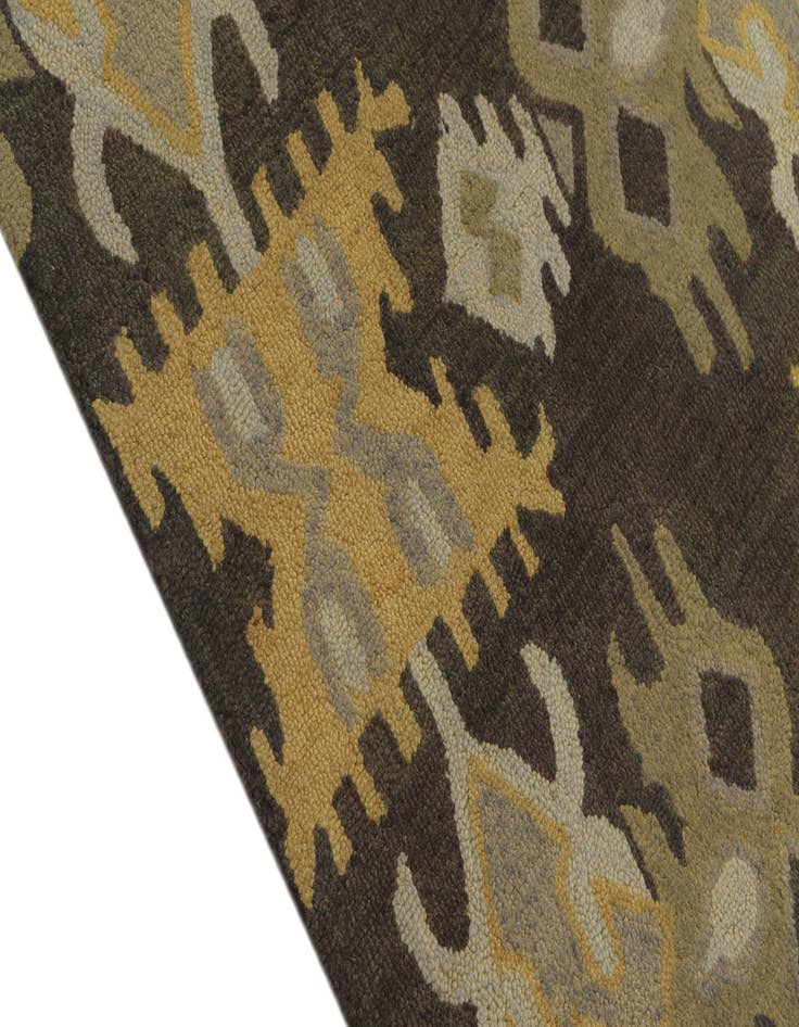 Detail image of 5' x 8' Luna Wool Rug