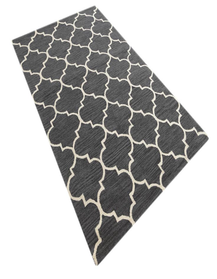 Detail image of 5' 1 x 8' Luna Wool Rug