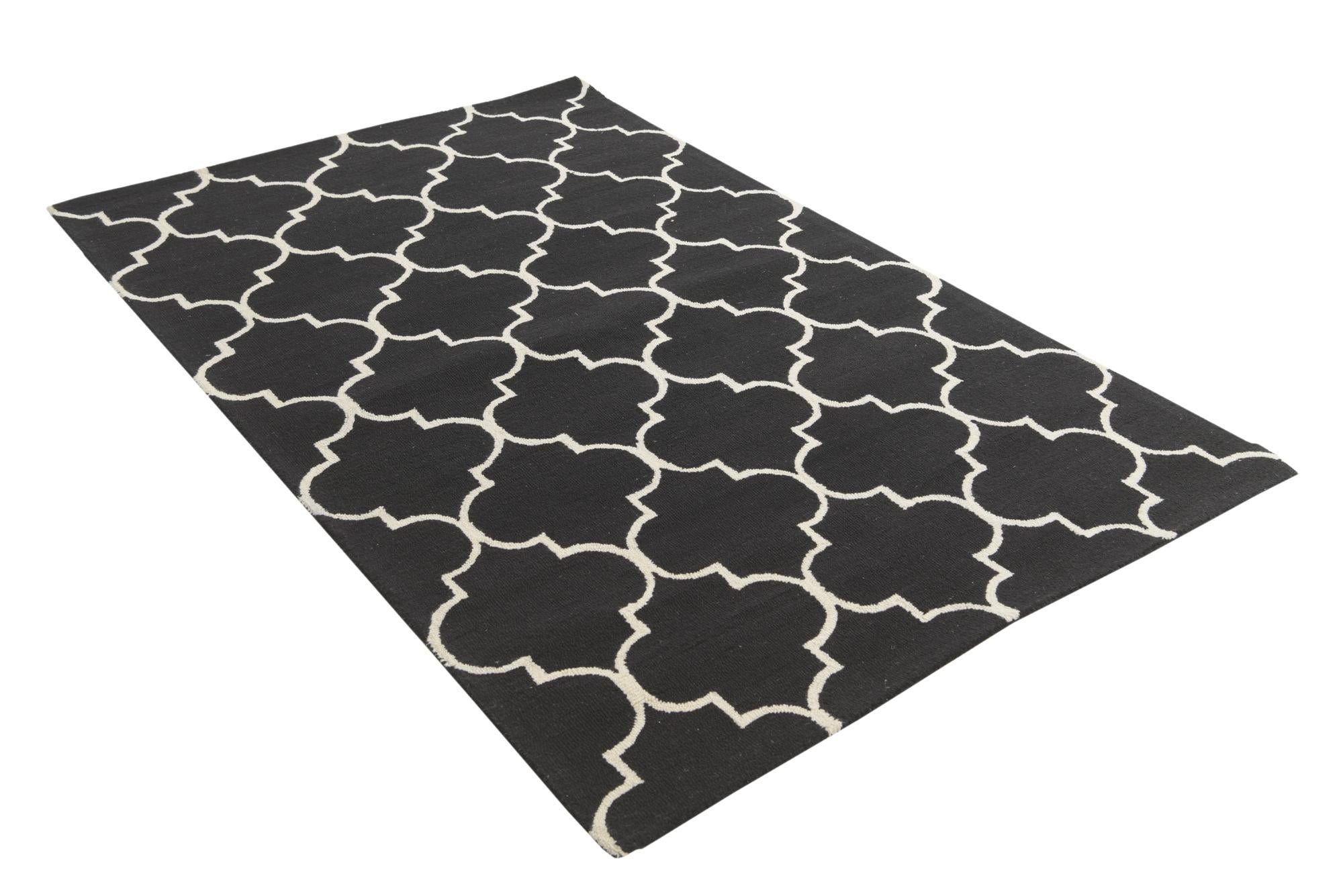 5' 1 x 8' Luna Wool Rug
