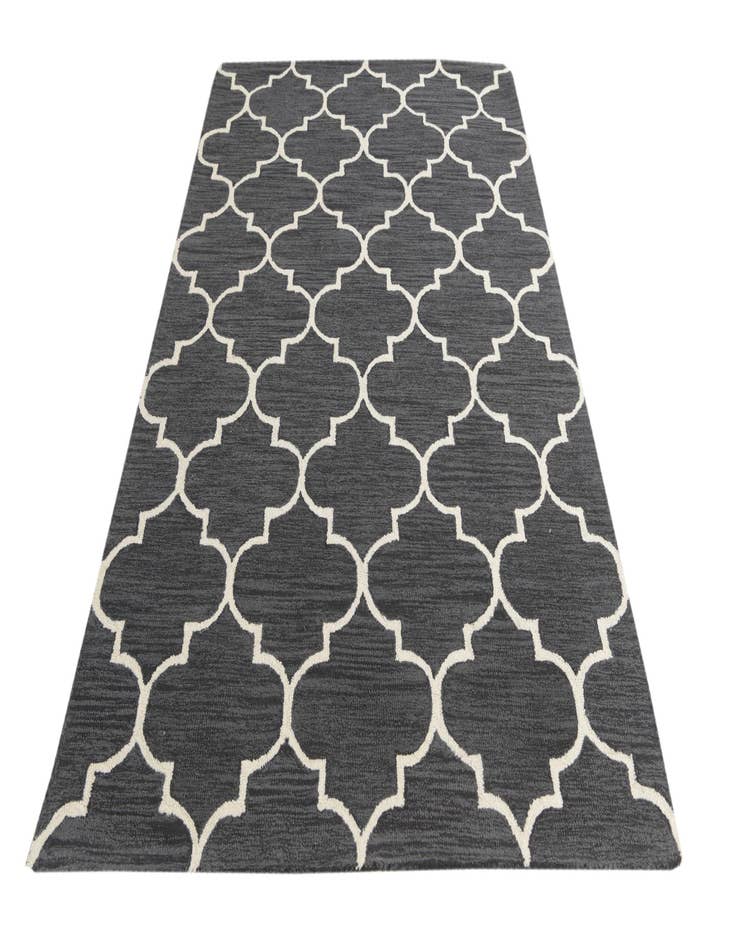 Detail image of 5' 1 x 8' Luna Wool Rug