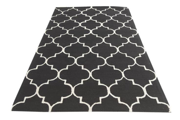 Detail image of 5' x 8' Luna Wool Rug