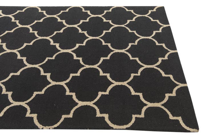Detail image of 5' x 8' Luna Wool Rug