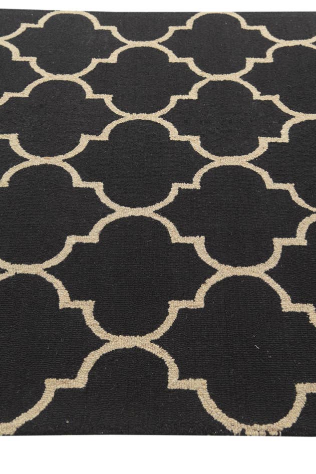 Detail image of 5' x 8' Luna Wool Rug