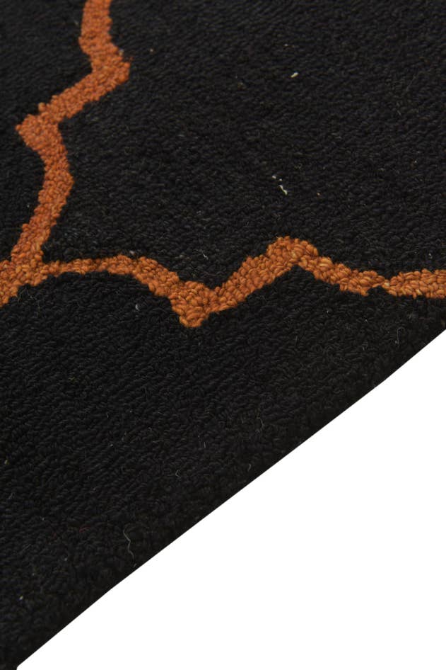 Detail image of 5' x 8' 1 Luna Wool Rug