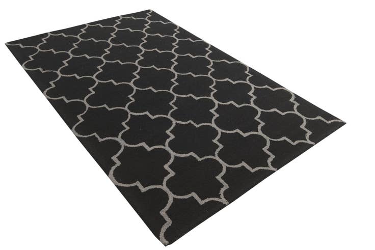 Detail image of 5' 1 x 8' 1 Luna Wool Rug