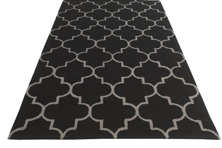 Detail image of 5' 1 x 8' 1 Luna Wool Rug