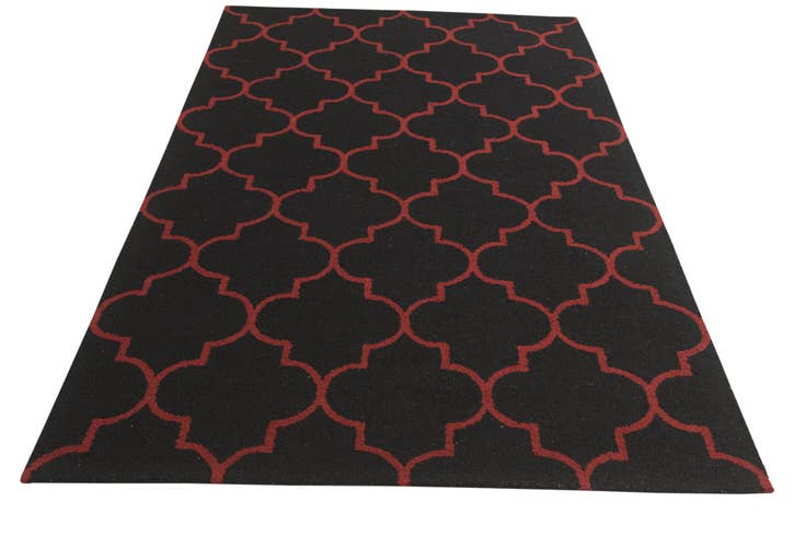 Detail image of 5' 1 x 8' Luna Wool Rug
