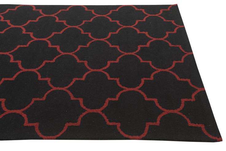Detail image of 5' 1 x 8' Luna Wool Rug