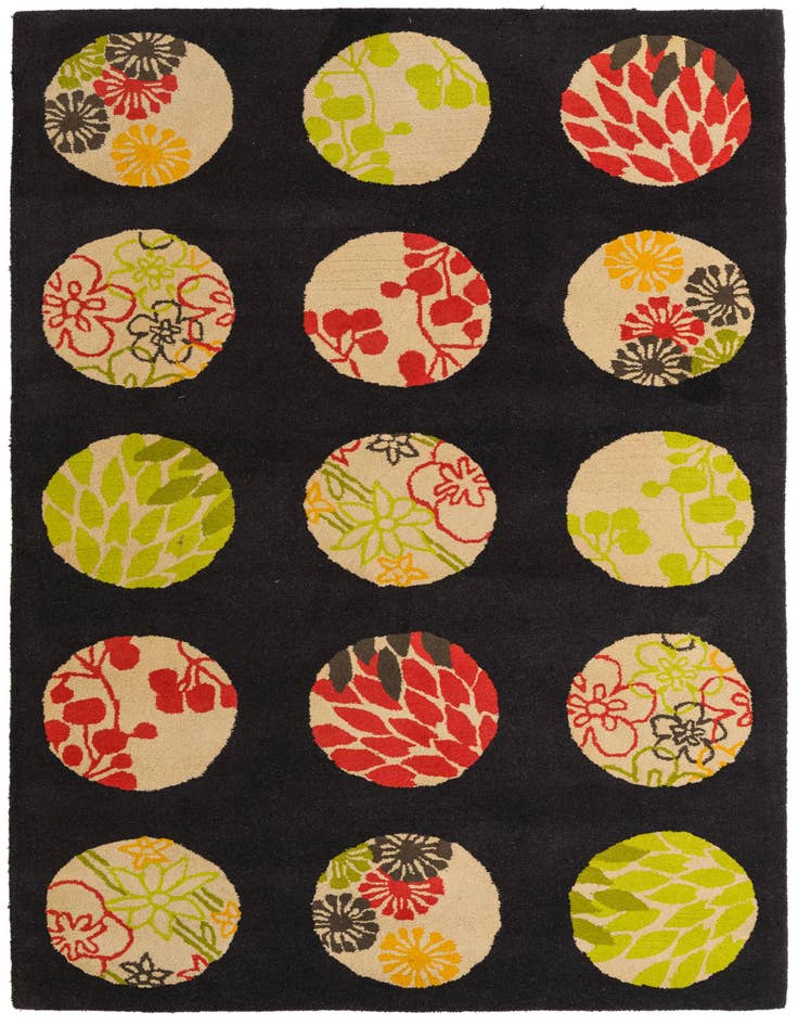 Detail image of 5' 1 x 8' Luna Wool Rug