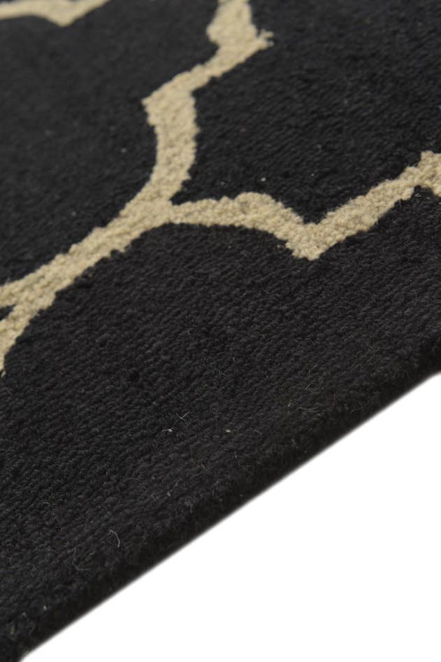 Detail image of 5' x 8' 1 Luna Wool Rug