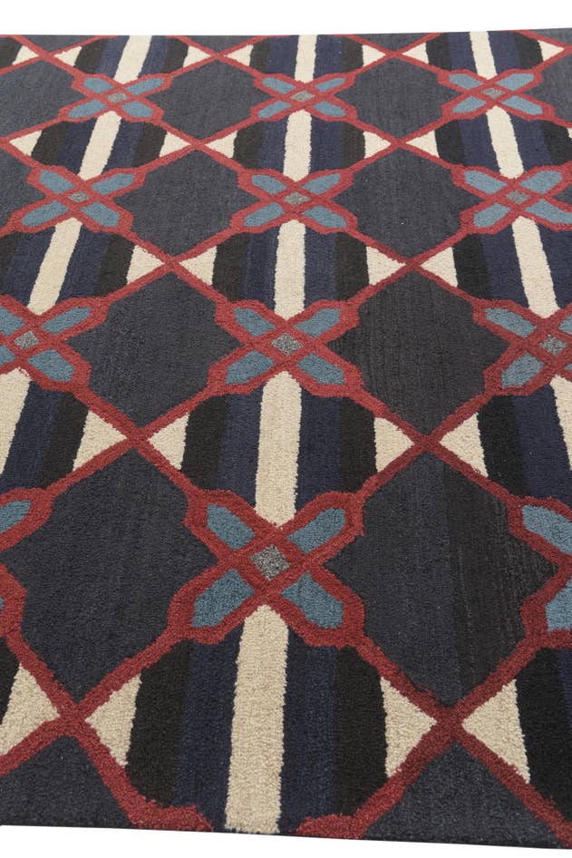 Detail image of 8' 1 x 10' 1 Luna Wool Rug