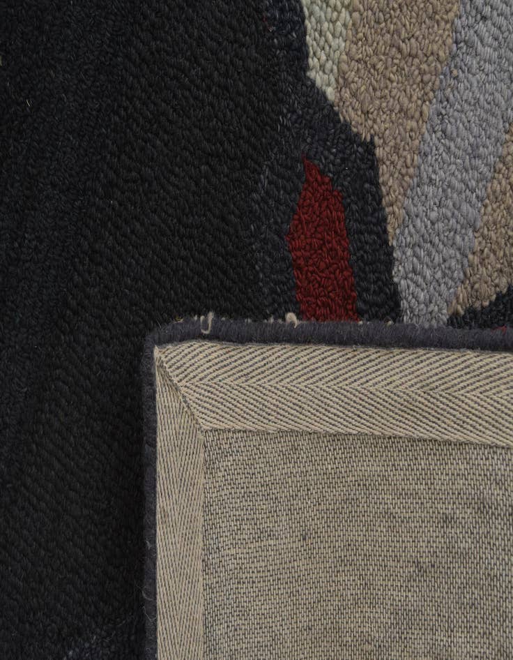 Detail image of 8' x 10' 1 Luna Wool Rug
