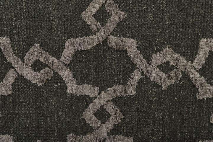 5' 9 x 8' 10 Hand Knotted Luna Rug