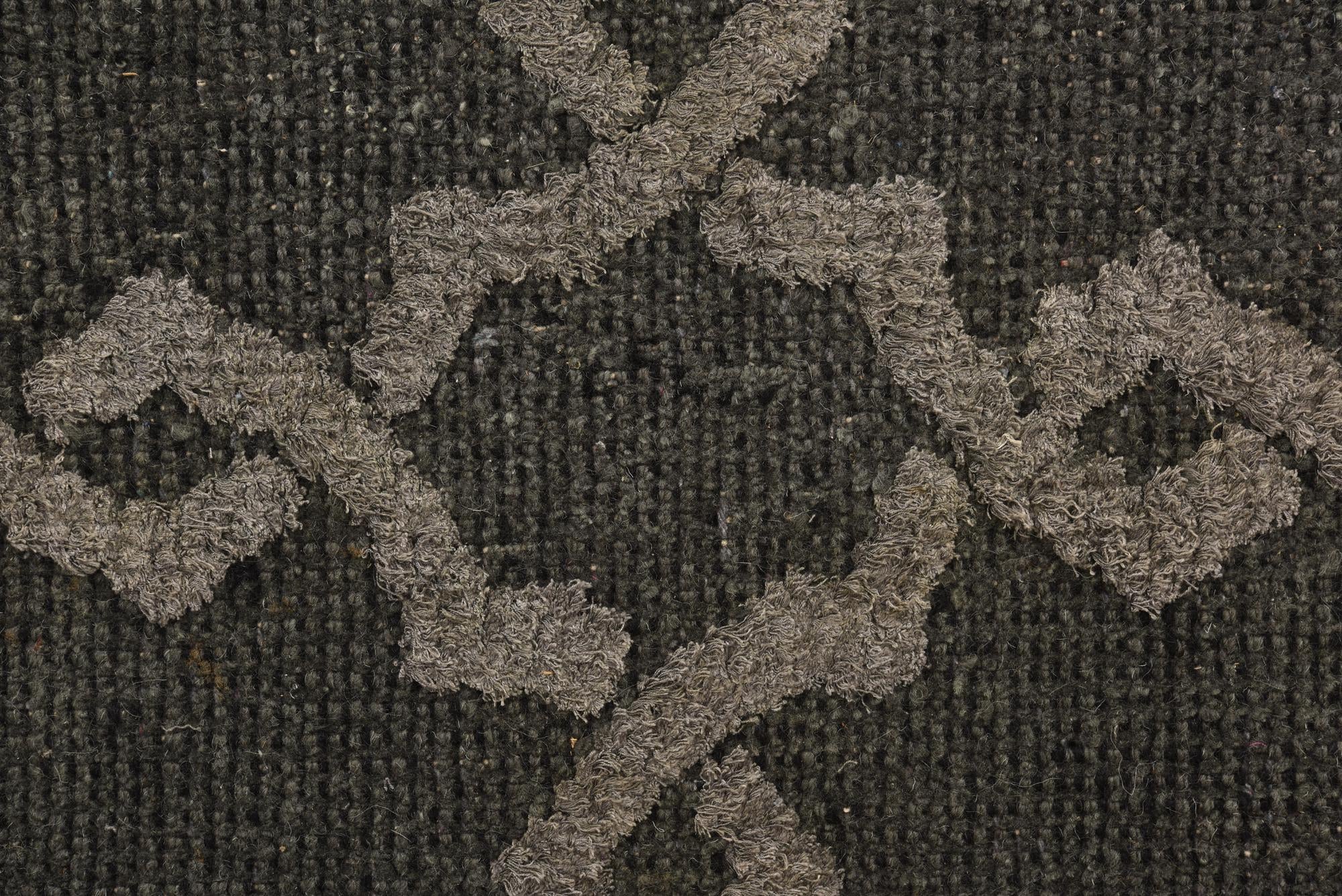8' x 10' Hand Knotted Luna Rug