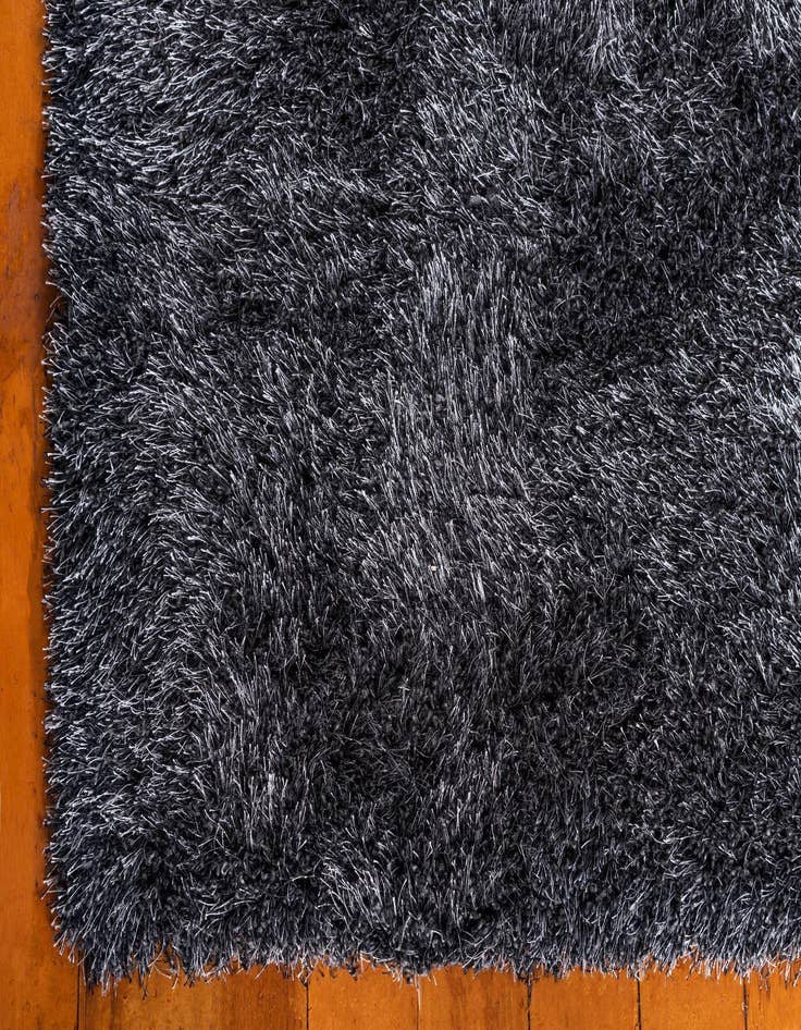 Detail image of 7' x 10' Luxe Solid Shag Rug