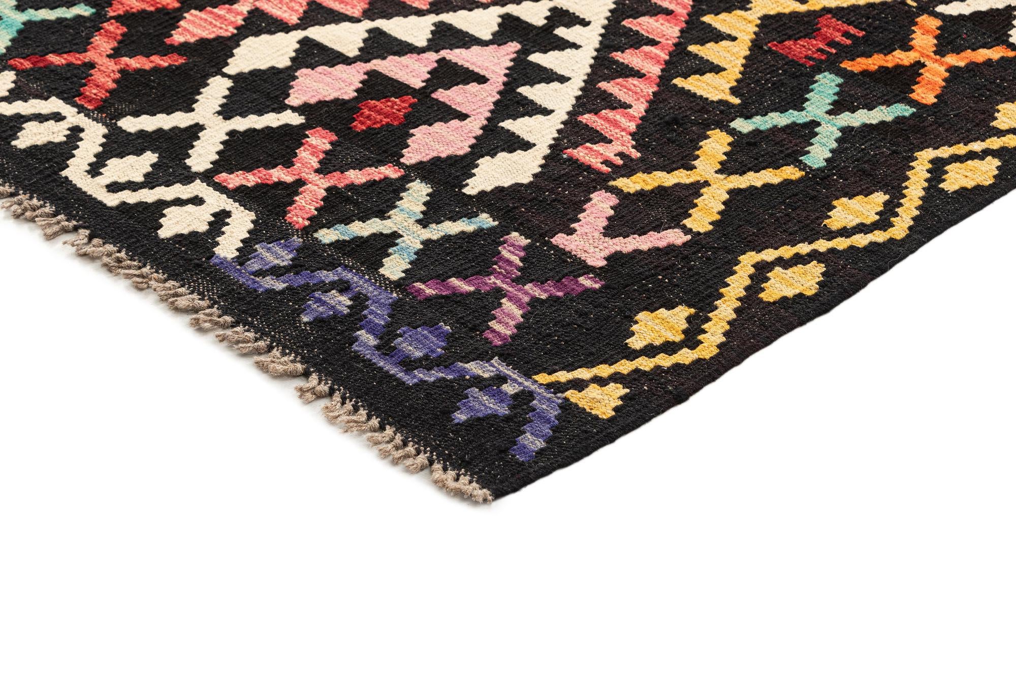 6' 10 x 9' 3 Hand Knotted Marok Kilim Rug