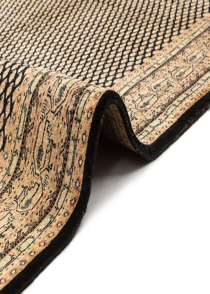 5' 8 x 7' 8 Hand Knotted Mir Wool Rug