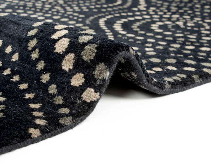 7' 11 x 9' 11 Modern Manshu Wool Rug