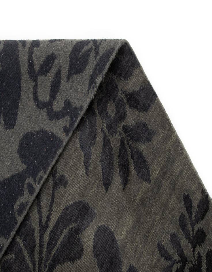 Detail image of 8' 2 x 9' 2  Hand Knotted Modern Nehmo Rug