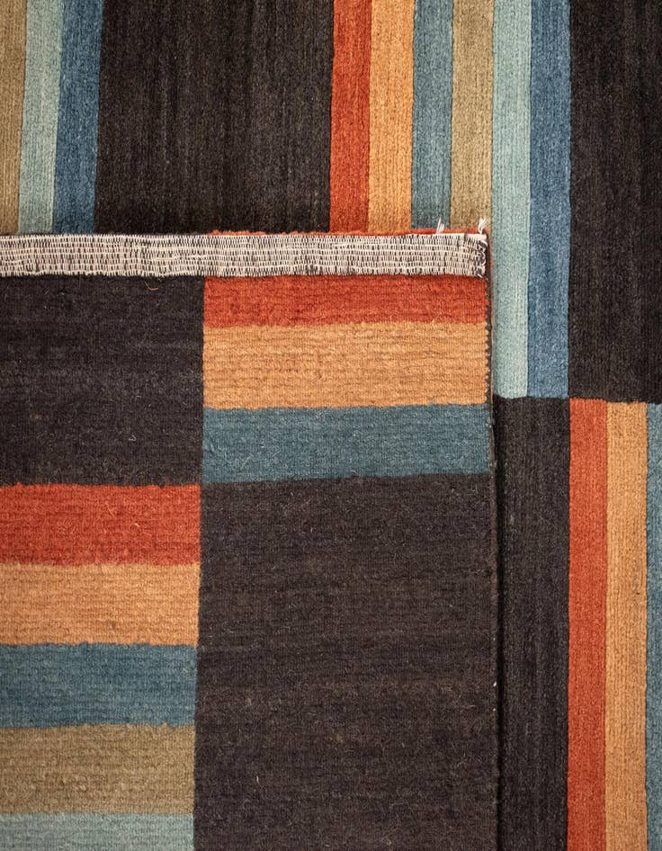 Detail image of 6' 8 x 8' 2  Hand Knotted Modern Roots Rug