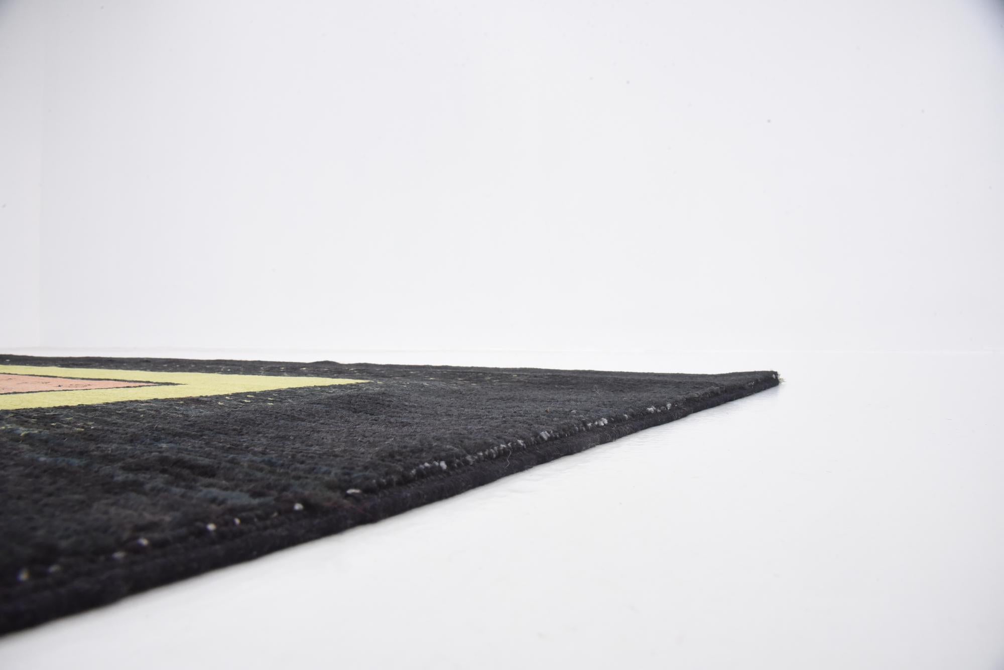 5' 2 x 8' 3 Hand Knotted Modern Ziegler Rug