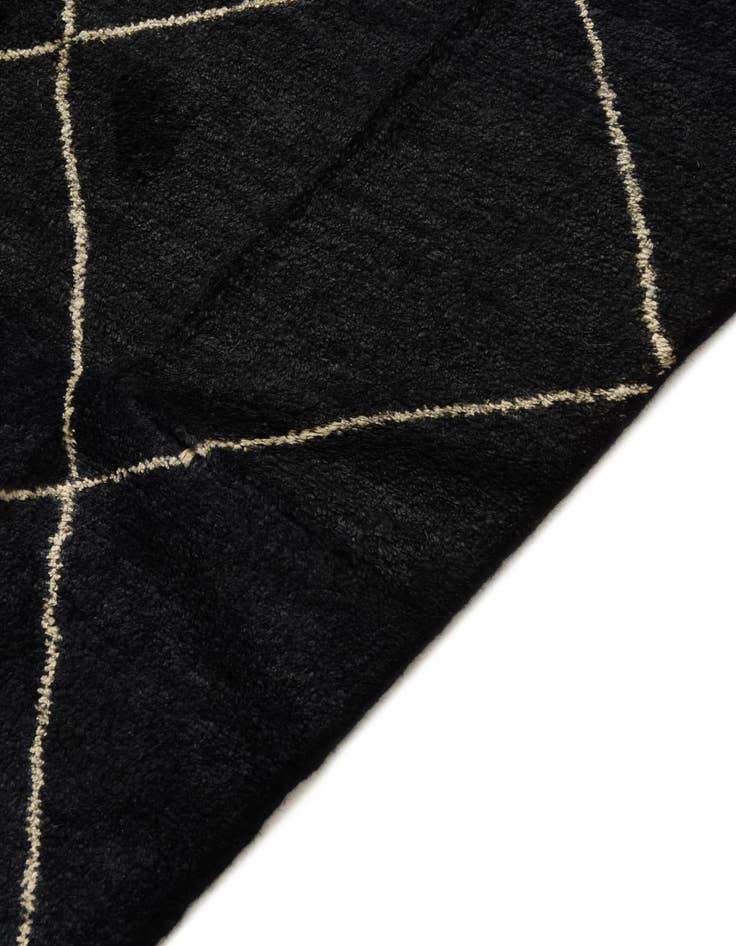 Detail image of 8' 3 x 10' 1  Hand Knotted Modern Ziegler Rug