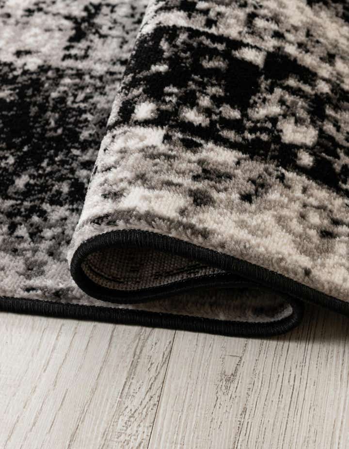 6' x 9' Monte Carlo Rug With Pad Bundle
