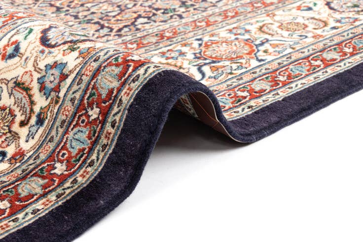 Detail image of 6' 9 x 9' 7 Mood Wool Rug