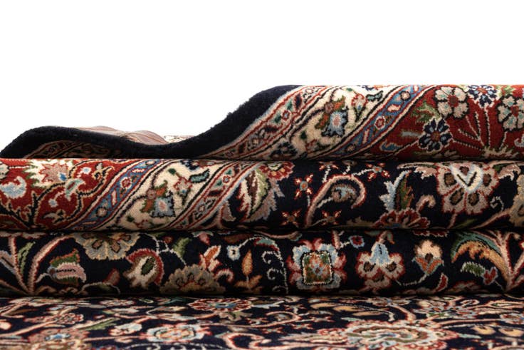 Detail image of 6' 9 x 9' 8 Mood Wool Rug