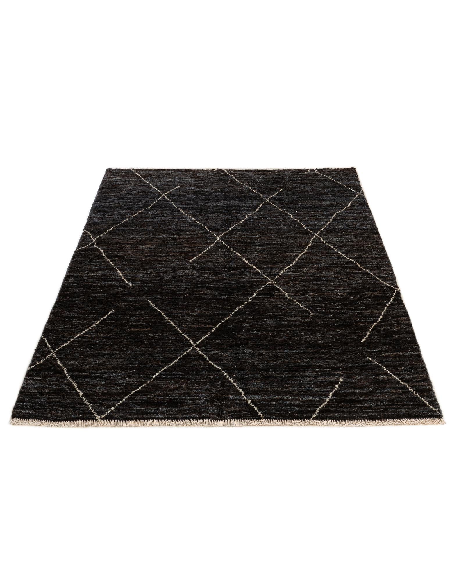4' 6 x 6' 7 Hand Knotted Moroccan Wool Rug