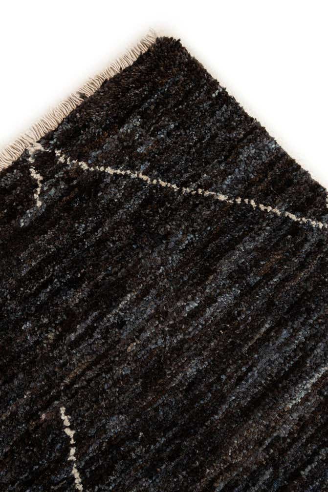 4' 6 x 6' 7 Hand Knotted Moroccan Wool Rug
