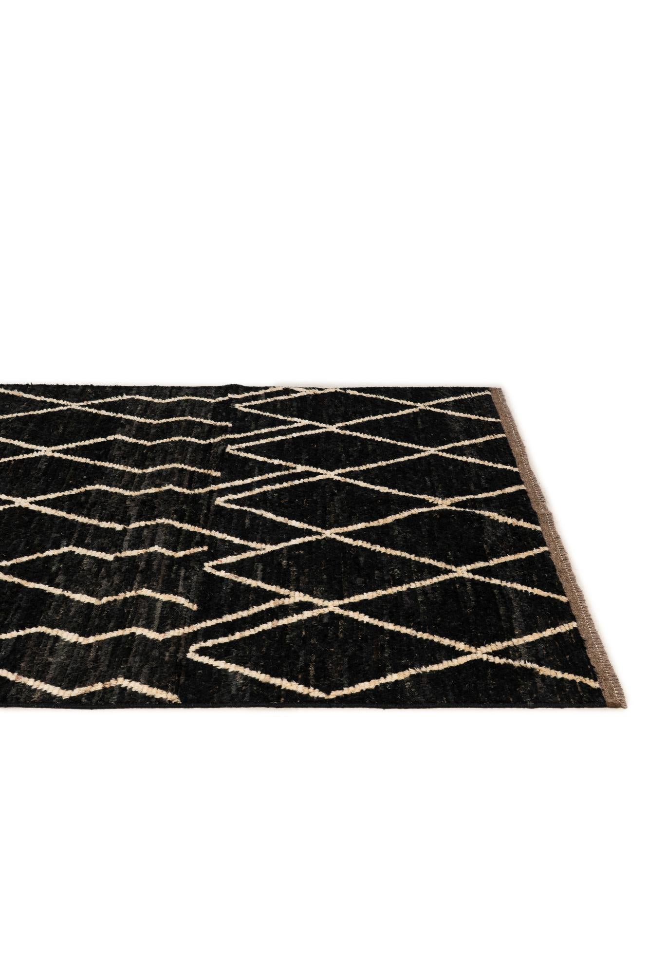 5' 4 x 6' 6 Hand Knotted Moroccan Wool Rug